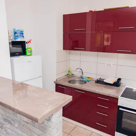 Marina Apartment Foca